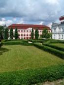 Zámecký park.