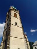 Věž kostela sv. Petra a Pavla.