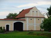 Komárov