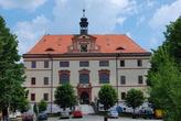 Lnáře
