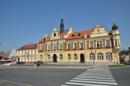Novorenesanční budova radnice.