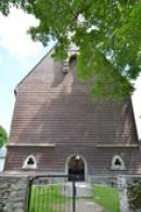 Průčelí kostela.