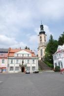 Barokní kostel sv. Máří Magdaleny z poloviny 18. století.
