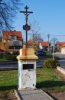 Křížek upomíná zemřelé cholerou v roce 1867.