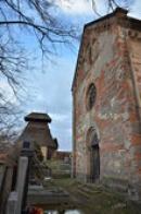 Průčelí kostela sv. Víta.