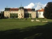 Lány