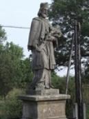 Socha sv. Jana Nepomuckého.