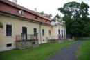 Pamětní síň malíře Emila Filly v jižním křídle místního zámku.
