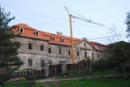 Rekonstrukce zdejšího zámku - říjen 2009.