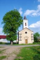 Kostelík sv. Prokopa ve směru na Kounov.