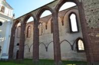 Torzo jižní boční lodi.