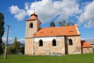 Kostel sv. Jana Evangelisty v Zahořanech u Vilémova.
