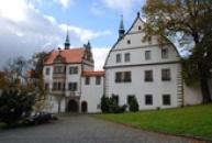 Dolní renesanční zámek.
