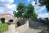 Most v hradním příkopu.