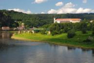 Typická silueta zámku v Děčíně.