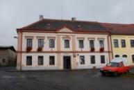 Budova městského úřadu.
