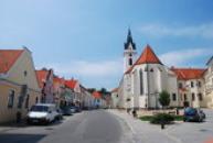 Husova ulice.