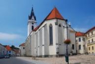 Kostel sv. Jiljí a klášter Augustiniánů.