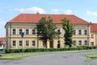 Budova školy.