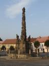 Mariánský sloup na náměstí.