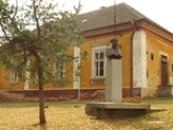 Socha Antonína Dvořáka.