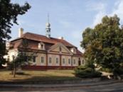 Pohled na památník Ant. Dvořáka.