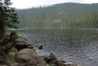Pohled na druhé největší jezero na Šumavě.