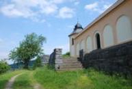 Pohled na vstupní schodiště.