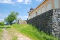 Schodiště na západní straně.