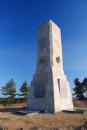 Pomník obětem 1. světové války nad městem.