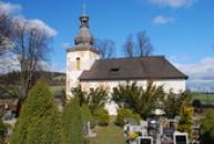 Kostel sv. Mikuláše na zdejším hřbitově.