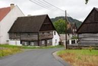 Tradiční lidová architektura.