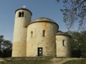 Románská rotunda svatého Jiří.