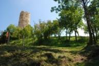 Cestou ke hradu Skalka.