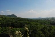 Výhled od hradu Skalka.