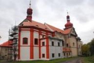 Barokní kostel Nanebevzetí Panny Marie.