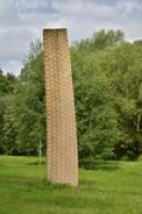 J. Kačer: Obelisk.