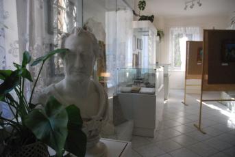 Třebívlice na Litoměřicku - Busta J. W. Goethe ve zdejší expozici.