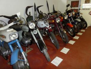 Muzeum motocyklů a hraček na Náchodsku - Jednostopé klenoty.