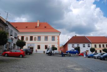 Bavorov na Strakonicku - Horní část náměstí...