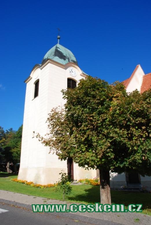 Kostel Nanebevzetí Panny Marie v Mašťově.

