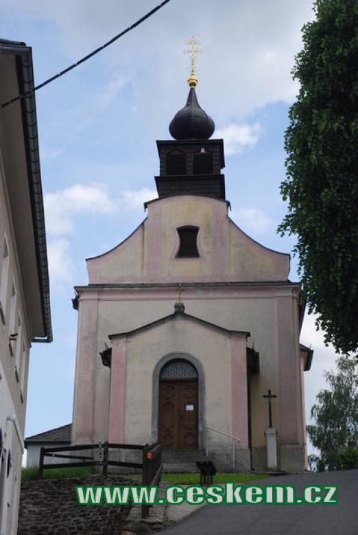 Kostel Panny Marie Bolestné v Hamrech.
