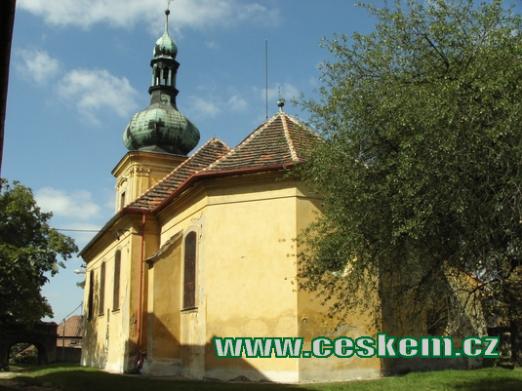 Farní kostel svatého Václava ze 13. století.