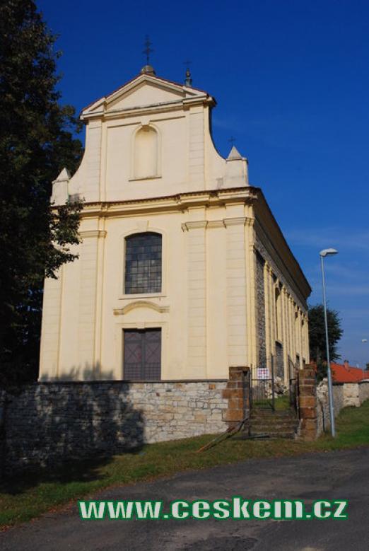 Kostel Nanebevzetí Panny Marie ze 13. století.