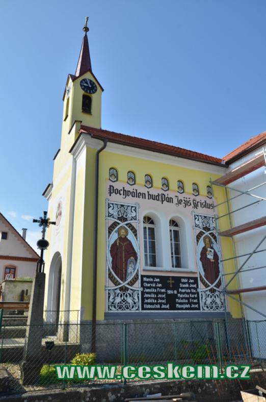 Kaple sv. Václava s freskami.