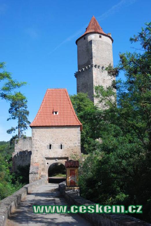 Písecká brána s věží zvanou Hláska.