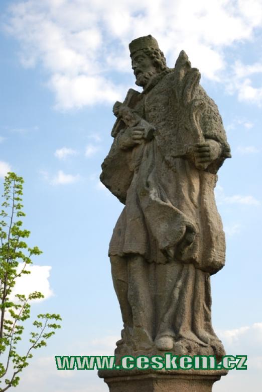 Detail sochy sv. Jana Nepomuckého.