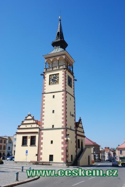 Budova radnice ze 16. století.