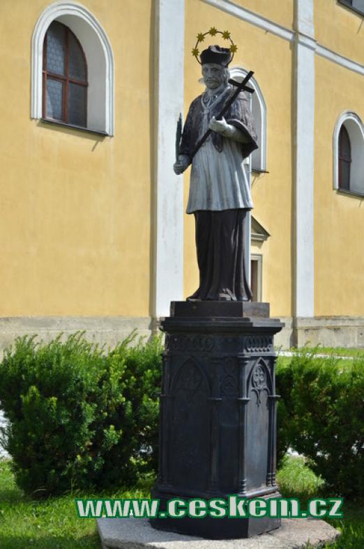 Socha sv. Jana Nepomuckého.